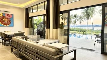 Luxury Villa, 2 Bedrooms, Garden View | Living area