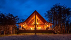 Unclassified image, 5 of 66, button - Scenic Ridge Lodge - Sleeps up to 16 - w/ Hot Tub (Logan)