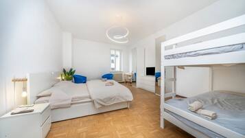 2 Schlafzimmer, Bügeleisen/Bügelbrett, WLAN, Bettwäsche