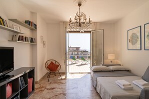 1 chambre, fer et planche à repasser, Wi-Fi, draps fournis