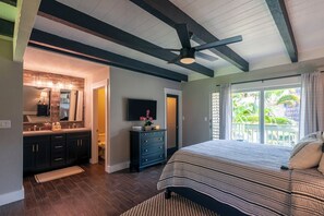 2 bedrooms, individually decorated, individually furnished, bed sheets - Puamana 16B (Princeville)