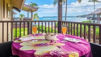 Condo, Multiple Beds, Hot Tub, Ocean View (H4) | Outdoor dining