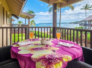 Condo, varias camas, hidromasaje, vista al océano (H4) | Restaurante al aire libre