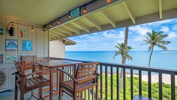 Condo, 1 King Bed, Balcony, Ocean View (302) | Outdoor dining