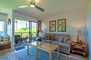 Condo, 1 Queen Bed with Sofa bed, Patio, Ocean View ( B6) | Living area