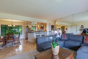Condo, Multiple Beds, Hot Tub, Mountain View (8H) | Living area - Alii Kai II 8H (Princeville)