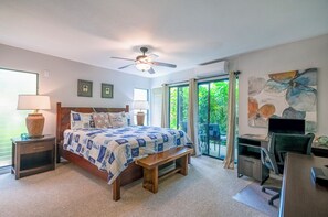 Condo, varias camas, patio, vista al jardín (5A) | 2 habitaciones, decoración personalizada y muebles diferentes 