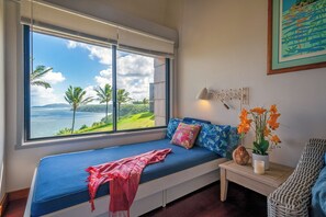 Condo, Multiple Beds, Balcony, Ocean View (E6) | Living area - Sealodge E6 (Princeville)