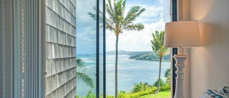 Condo, Multiple Beds, Balcony, Ocean View (E6) | Interior