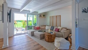 Leilighet, flere senger, terrasse, hageutsikt ( 2C) | Oppholdsområde
