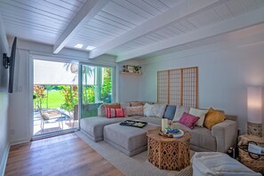 Condo, Multiple Beds, Patio, Garden View ( 2C) | Living area