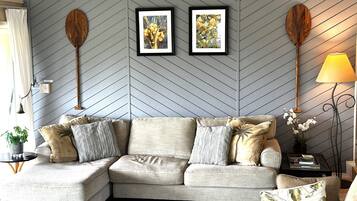 Condo, Multiple Beds, Patio, Garden View (23) | Living area