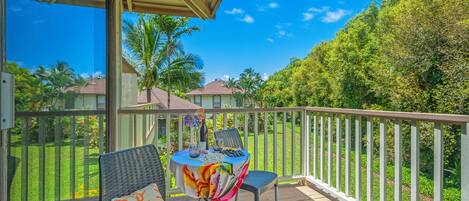 Leilighet, 1 kingsize-seng, balkong, hageutsikt (210B) | Overnattingsstedets uteområder