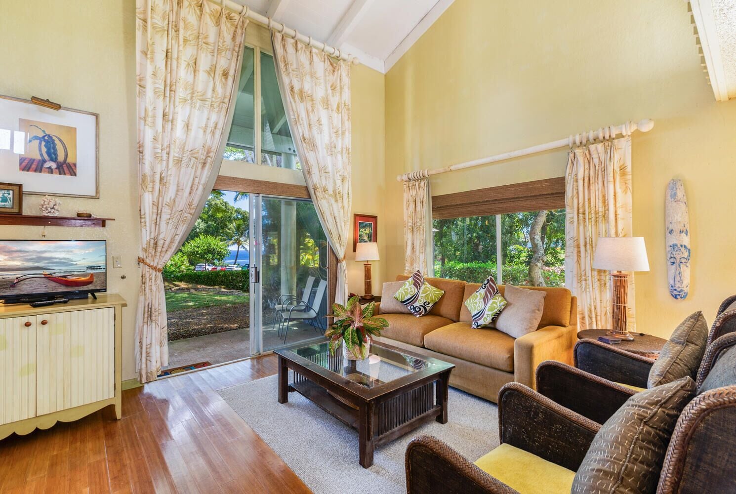 Condo, Multiple Beds, Patio, Garden View (21D) | Living area