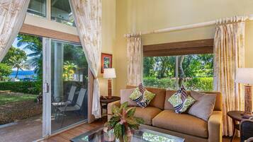 Condo, Multiple Beds, Patio, Garden View (21D) | Living area