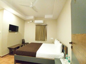Standard Double Room, City View | Free WiFi, bed sheets - The Nisarga residency  (Bengaluru)