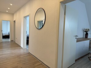 Hallway - 4 room cosy holiday apartment contactles (Gehrden)