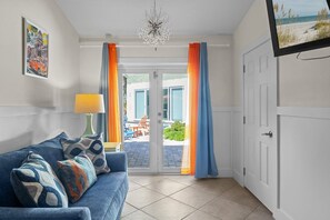 Smart TV, table tennis