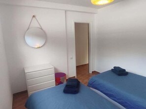 1 bedroom, iron/ironing board, WiFi, bed sheets - 1-bedroom apartment close to Yumbo (Playa del Inglés)