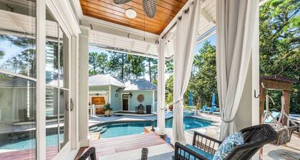 Summer never ends at Endless Summer/ Large Private Pool/ Spa / Outdoor Fireplace