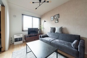 Flat-screen TV - UNIFY 203 (Sapporo)