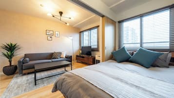 1 bedroom, iron/ironing board, free WiFi