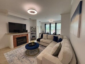 TV connectée, cheminée