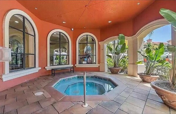 Pool - Beautiful oasis grand Venezia Clearwater Florida (Clearwater)