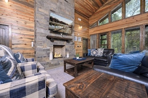 Interior - Luxury Cabin*Hot Tub*Fire Pit*Game Room*Arcade (Broken Bow)