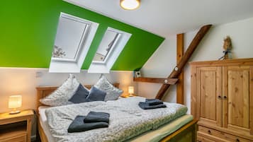 2 dormitoris, planxa i posts de planxar, wifi gratuïta i roba de llit