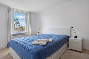 2 bedrooms, iron/ironing board, free WiFi, bed sheets - Apartment 'Ferienwohnung Nr 1' with Shared Terrace, Shared Garden and Wi-Fi (Lychen)