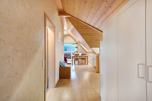 Interior - Apartment 'Ferienwohnung Rose Mit Balkon' with Shared Garden, Balcony and Wi-Fi (Elzach)
