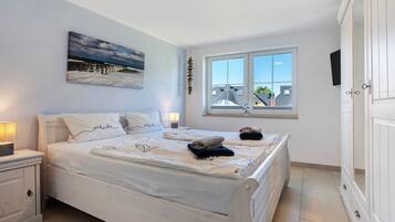 3 bedrooms, free WiFi, bed sheets