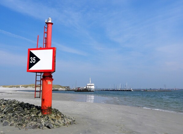 Beach nearby - Apartment 'Austernfischer Und Co' with Balcony and Wi-Fi (Wangerooge)