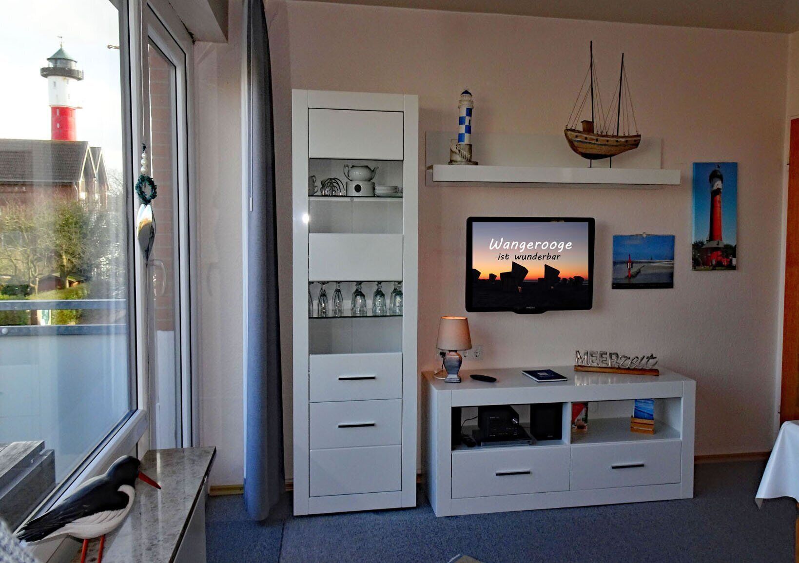 Televisio, DVD-soitin, stereot