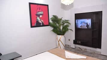 1 bedroom, iron/ironing board, WiFi, bed sheets