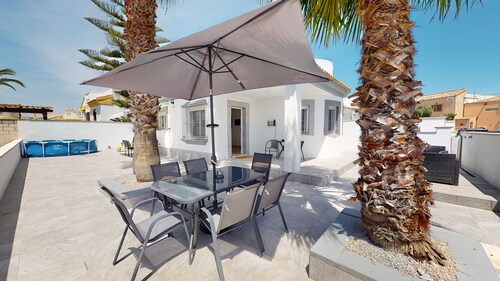 Sucina 3-Bed Villa, Sleeps 6 & Pet Friendly