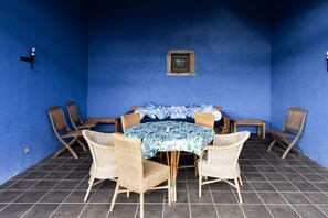 Outdoor dining - Country House 'Amama' with Mountain View, Private Pool and Private Garden (Carranza)