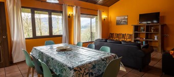 Country House 'Amama' with Mountain View, Private Pool and Private Garden