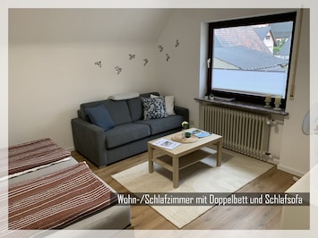 Wohn-/Schlafzimmer
