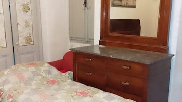 3 camere, ferro/asse da stiro, Wi-Fi gratuito, lenzuola