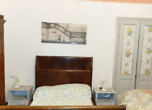 3 quartos, ferros/tábuas de passar roupa, Wi-Fi de cortesia