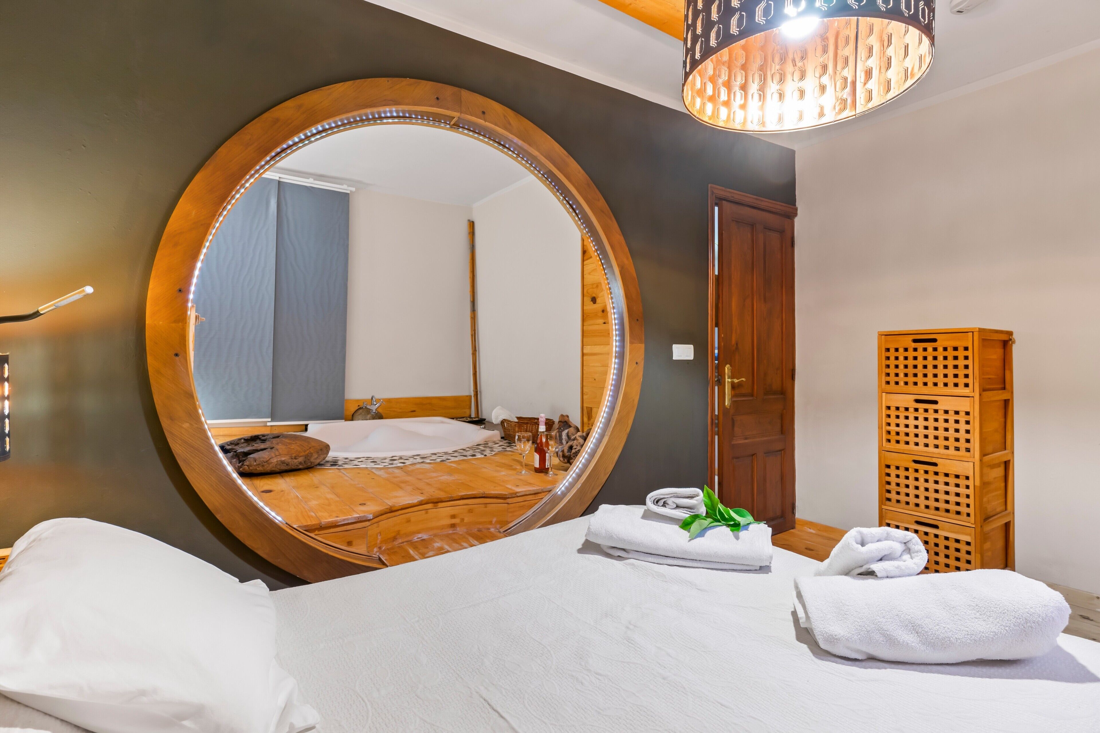 1 bedroom, iron/ironing board, bed sheets