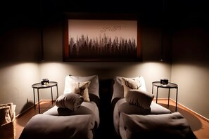 Spa - Chalet 'Rain Villa Genf' with Mountain View, Shared Garden and Wi-Fi (Livigno)