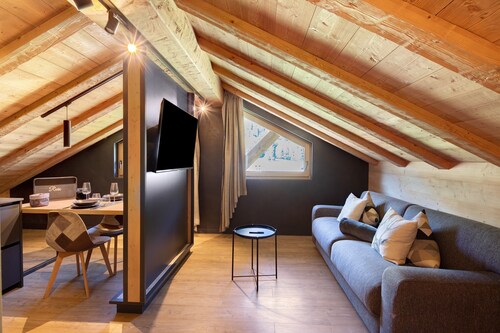 Chalet 'Rain Villa Genf' mit Bergblick, Gemeinschaftsgarten und Wi-Fi
