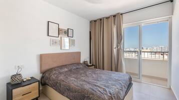 1 chambre, fer et planche Ă repasser, Wi-Fi gratuit, draps fournis