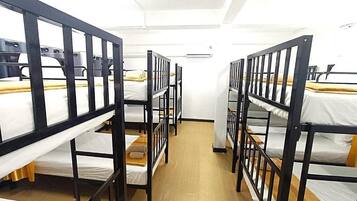 In-room safe, iron/ironing board, free WiFi