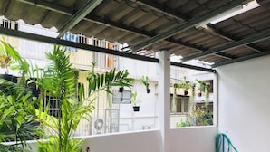 Terrace/patio - Silom Guesthouse (Bangkok)