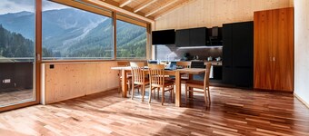 Apartment 'Rumwaldhof Enzian' with Mountain View, Shared Terrace and Wi-Fi