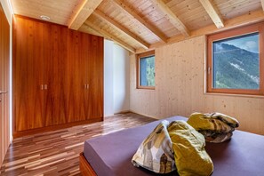 1 chambre, accès au Wi-Fi (inclus), literie fournie